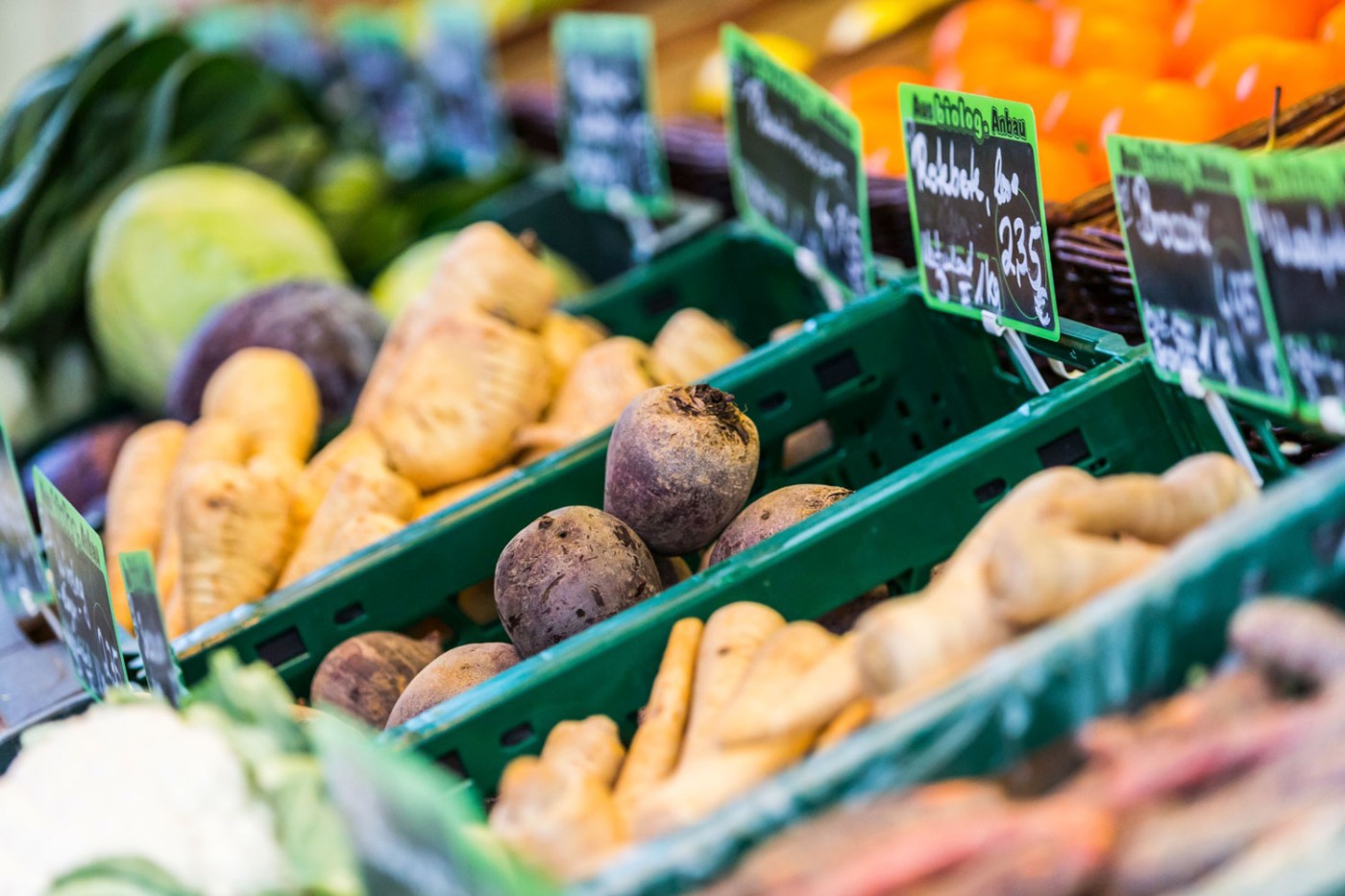 Fotografien und Eindr&uuml;cke von den H&auml;ndlern und Produkten vom Carlsplatz