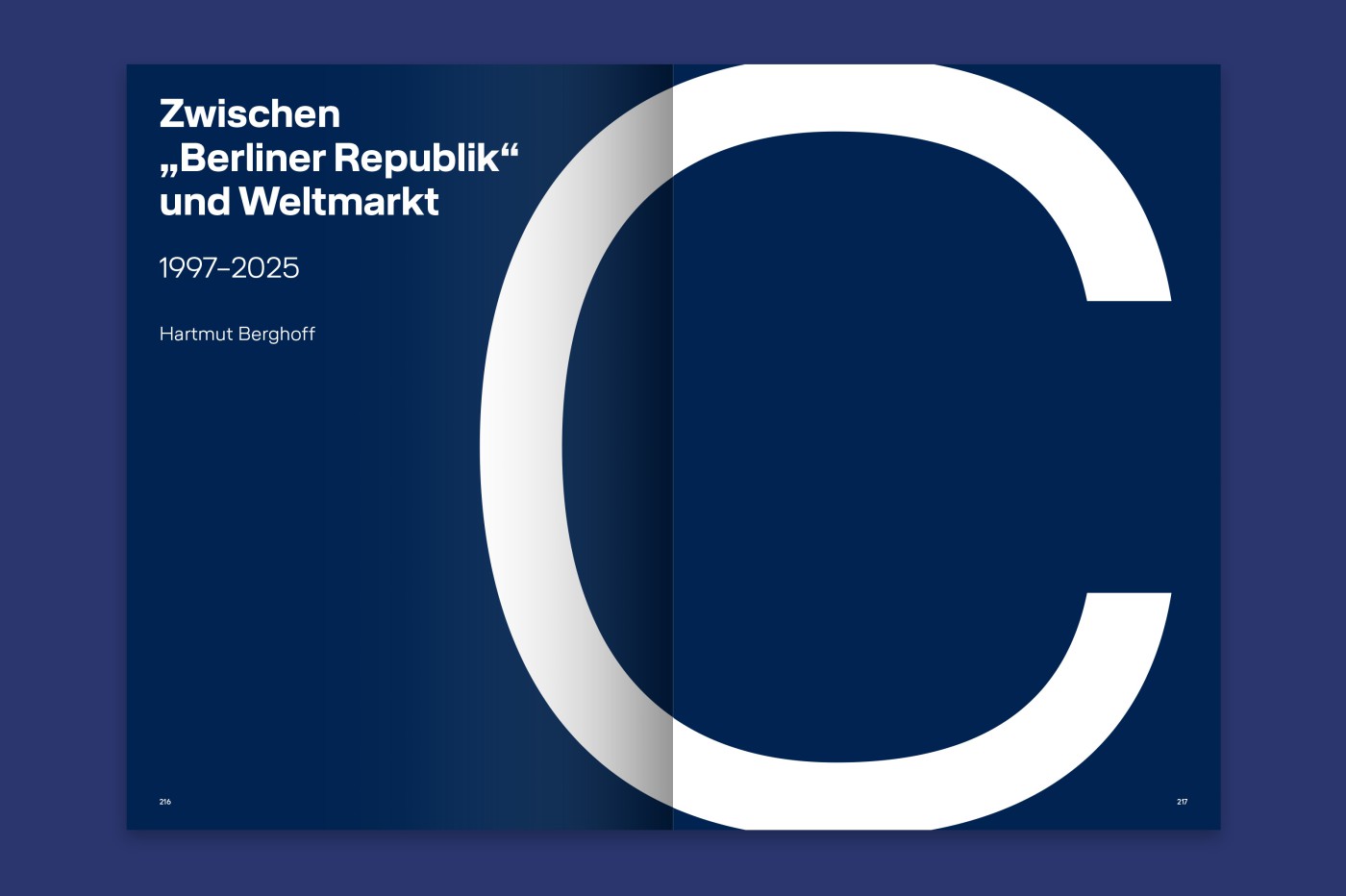Buchseite aus &bdquo;Lufthansa &ndash; Die ersten 100 Jahre&ldquo; zur Gr&uuml;ndung der Deutschen Luft Hansa AG mit Portr&auml;t Kurt Weigelt